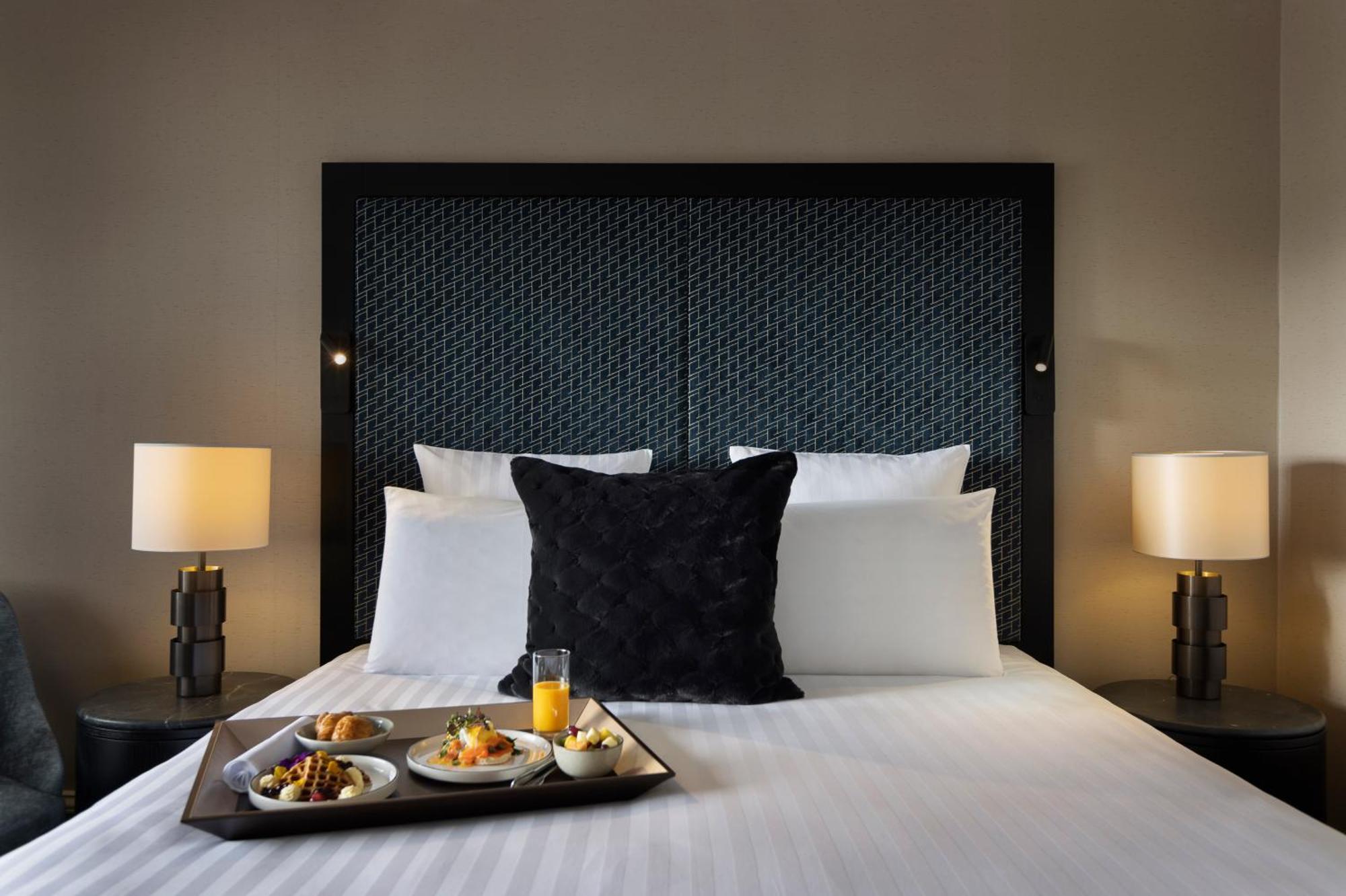 Pullman Auckland Hotel & Apartments Ngoại thất bức ảnh A room at the hotel